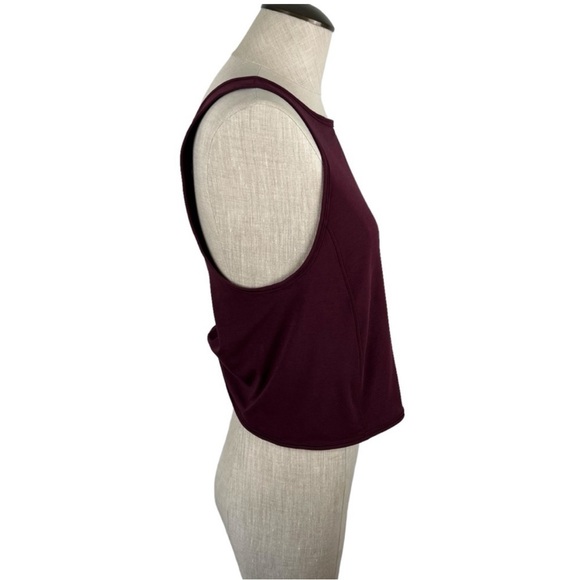 Lululemon Athletica Women’s Solid Burgundy Active Cropped Tank Crisscross Back - Picture 3 of 5